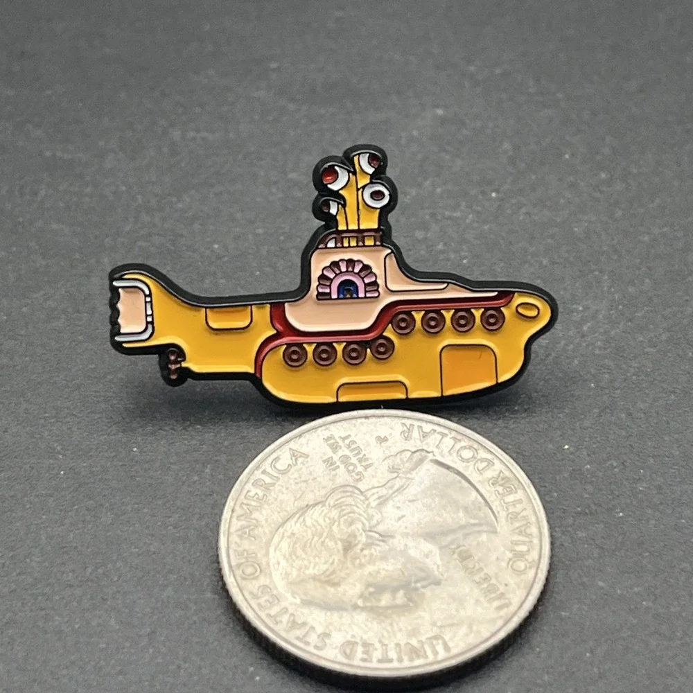 The Beatles Yellow Submarine Rock Band Group Music Lapel Hat‎ Pin